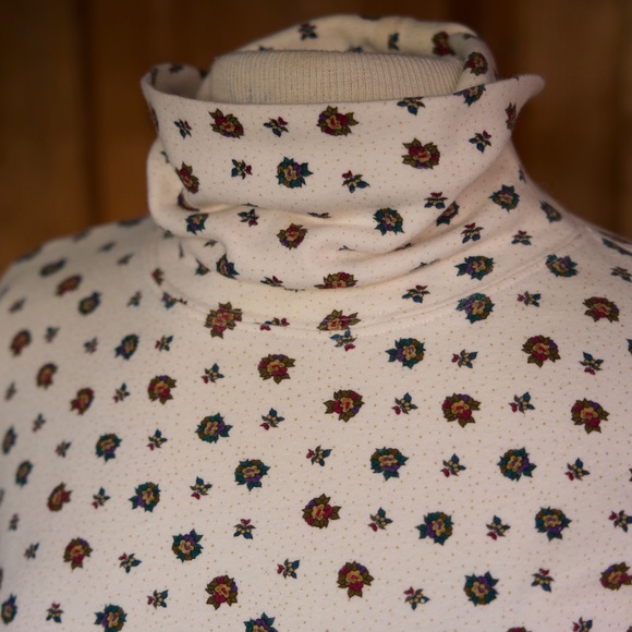 Vintage 90's Woolrich Woman 100% Cotton Winter Floral Turtleneck Long Sleeve M - Picture 3 of 14
